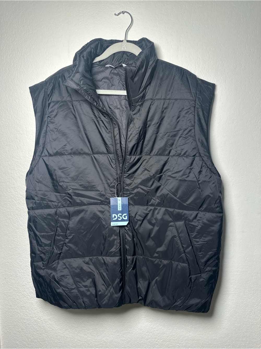 NWT Women’s Black Quilted Puffer Vest - DSG